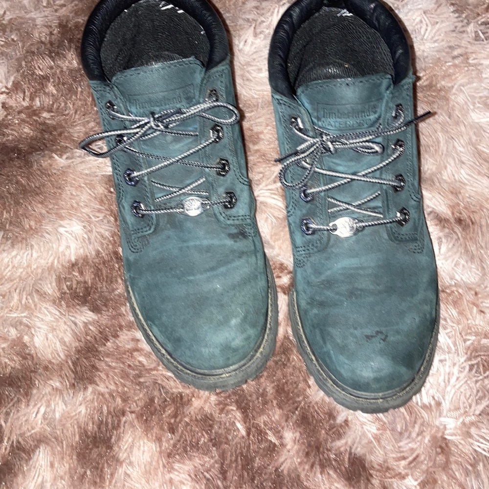 Women’s timberlands size 7